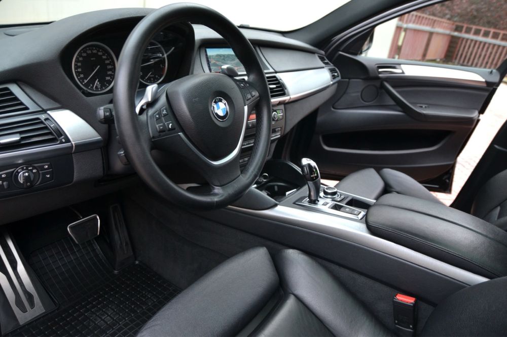 BMW X6 // E 71 // AN 2011 // Euro 5 // Trapă // Head up display
