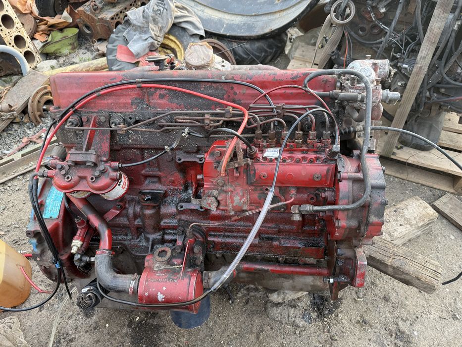 Motor Ford , 6 cilindrii - combina / tractor