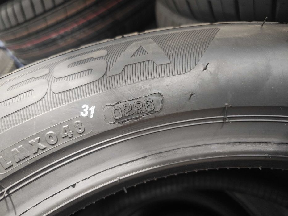 Летни гуми 215/55/17 Lassa