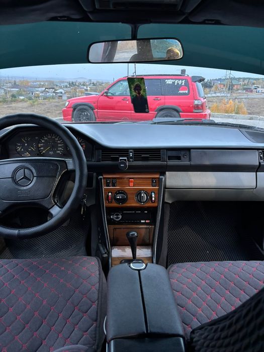 Mercedes-Benz 300E 3.0 Автомат