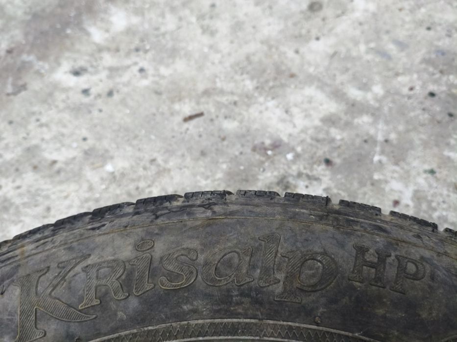 Гуми 165 70 14 зимни( летни)