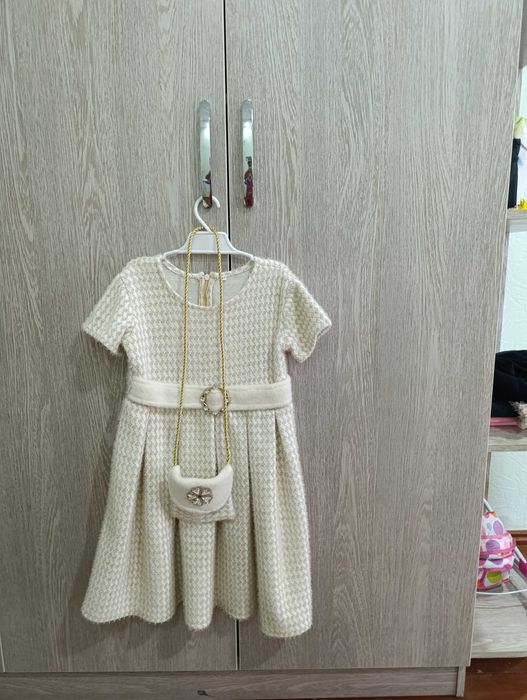 Платья для девочек