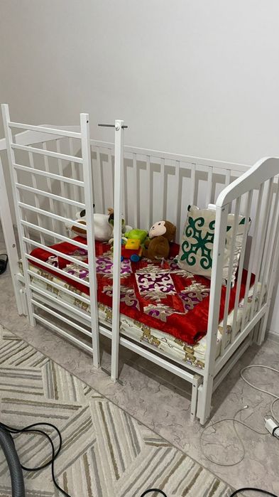 Продам детский манеж