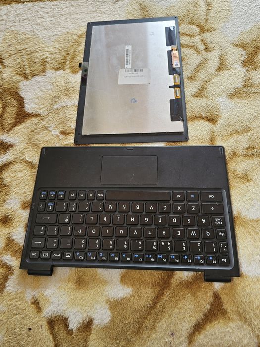 Display tableta xperia z4 plus tastatura sgp 712