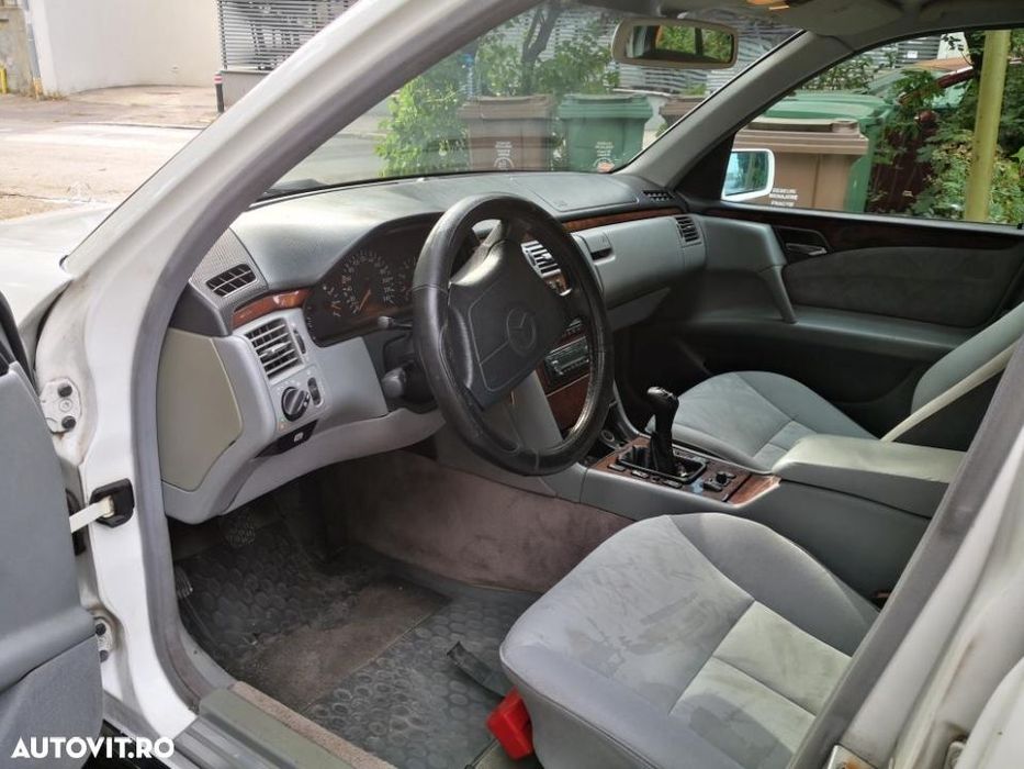 MERCEDES-BENZ E-Class 1998 — imagine 5