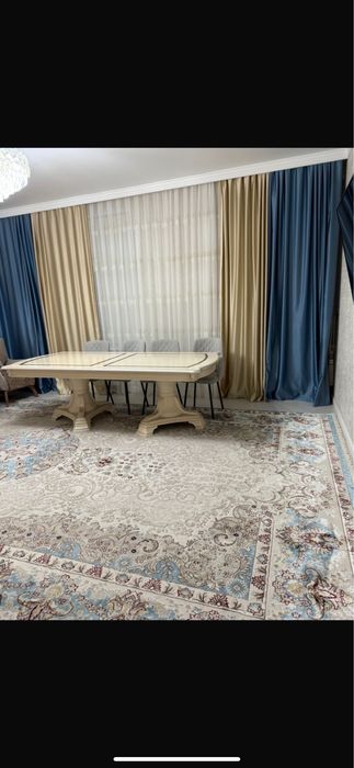 Продам стол срочно