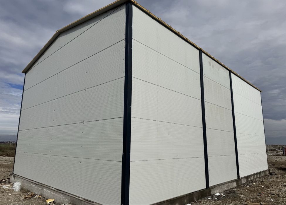 Hale metalice diferite dimensiuni