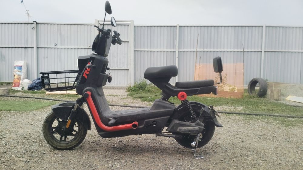 Продам электроскутер