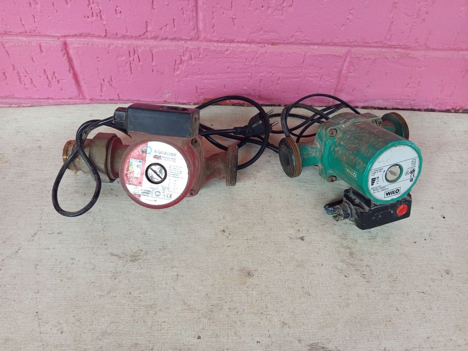 Продаётся . Насос .