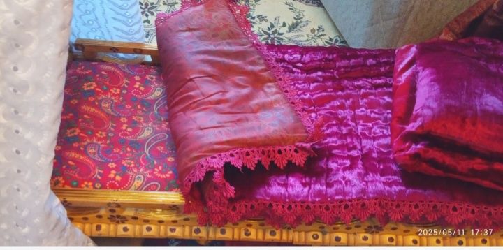 Бешик срочно продается.