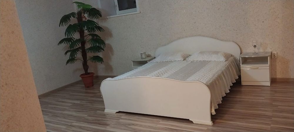 Гарнитур спальный