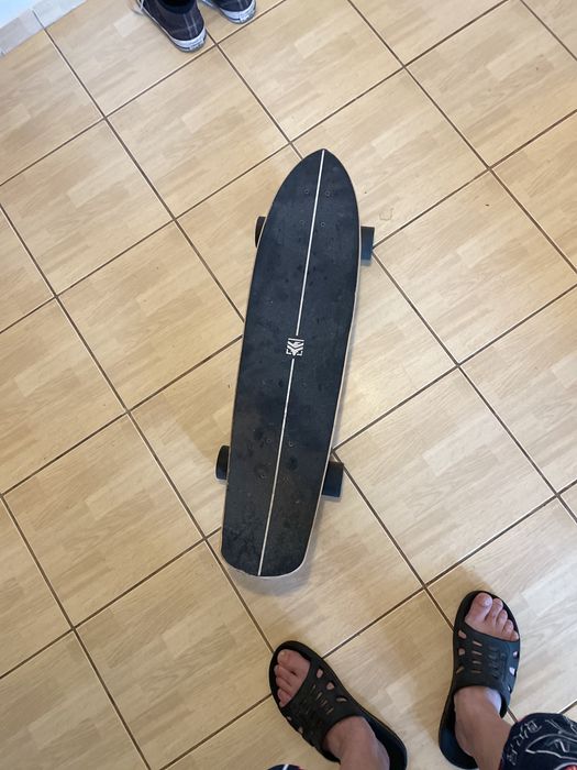 Longboard foarte puțin utilizat
