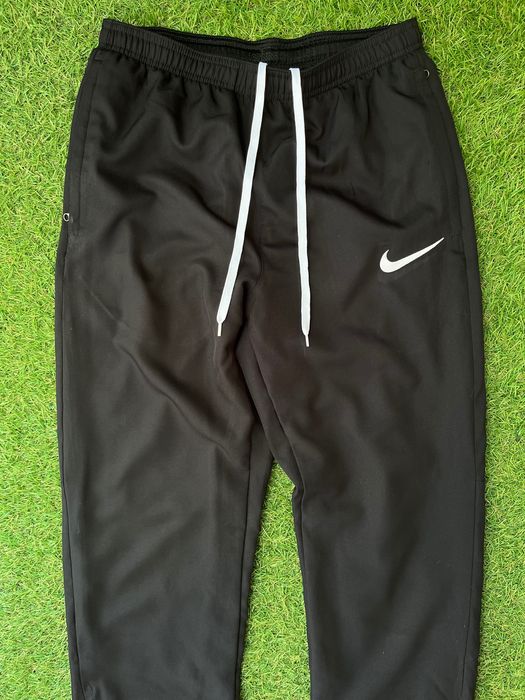 ЛИКВИДАЦИЯ : Мъжки екип : Nike DRI-FIT S