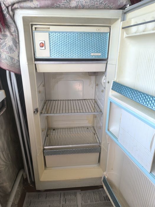 Продам холодильник