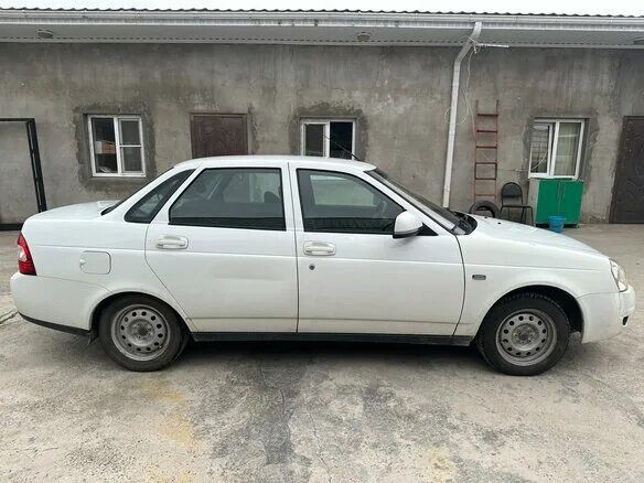 Продаётся приора казах