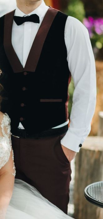 Costum mire Cesarini