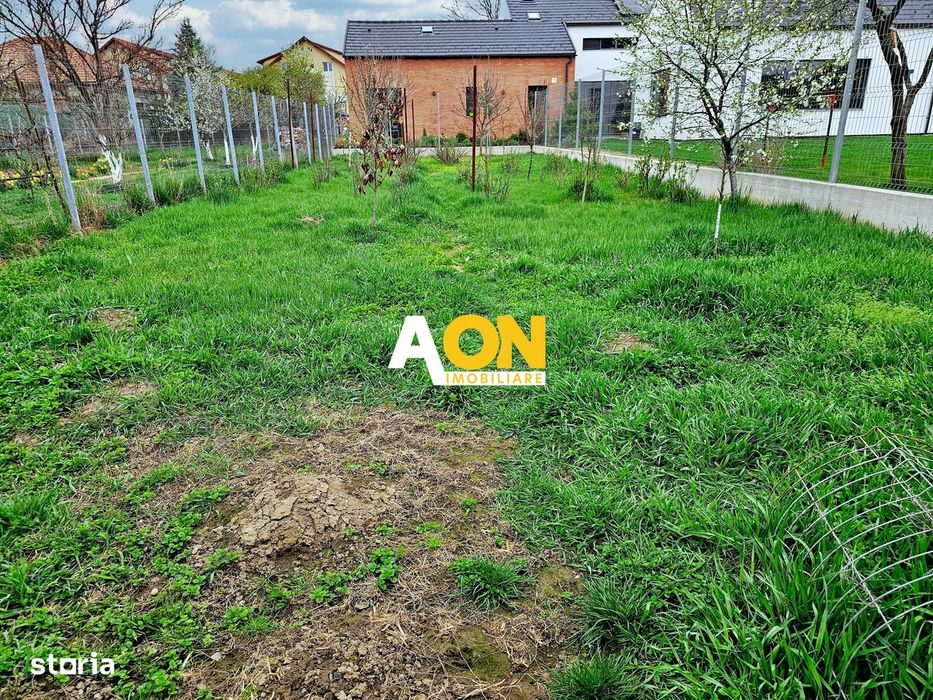 Casa 3 camere, 2 bai, mobilata, utilata, 645 mp teren, zona Lipoveni