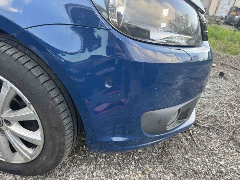 Фолксваген Туран 2.0 тди 2014год