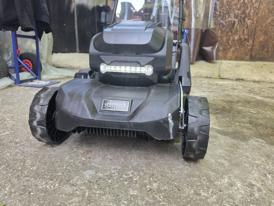 Самоходна акумулаторна косачка за трева -нова Scheppach BC-MP470-X