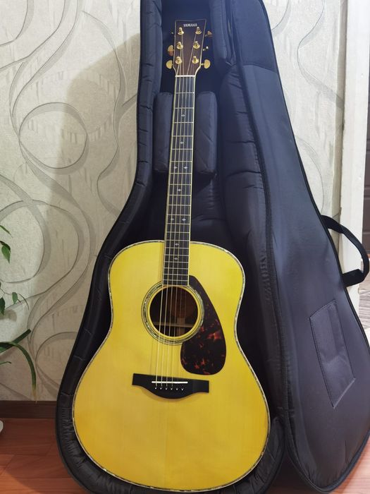 Продам гитара Ямаха LL16D