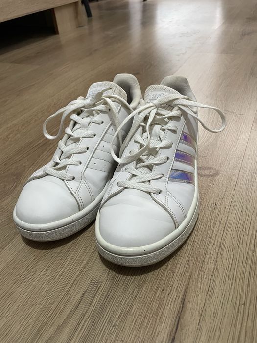 Оригинални маратонки Adidas