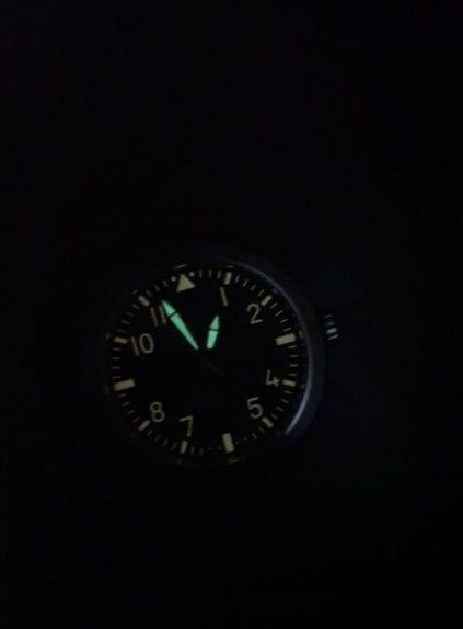 Продам швейцарские часы Bernhard H Mayer Spitfire