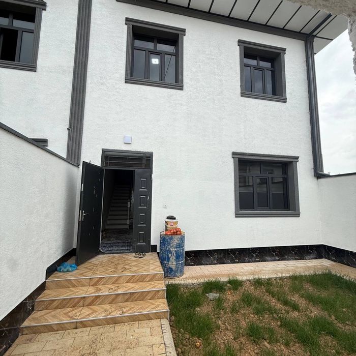 Keles ko’k-tere aftadro’m ko’chada 1’2-so’tix 4-xona uy sotiladi