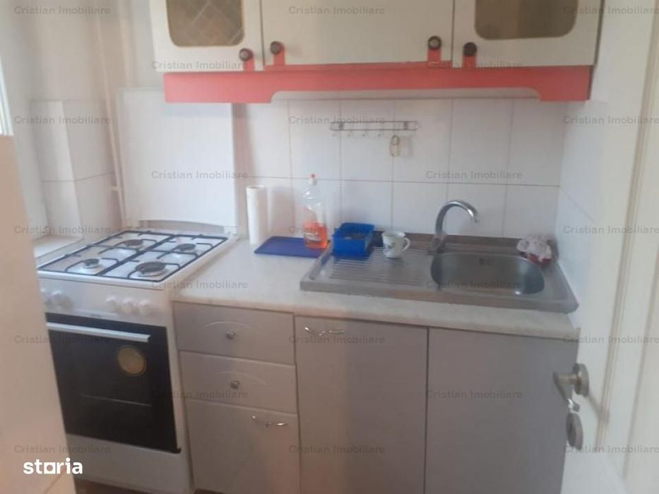 Inchiriez garsoniera, zona Calarasilor, etaj 2, Mobilata si Utilata
