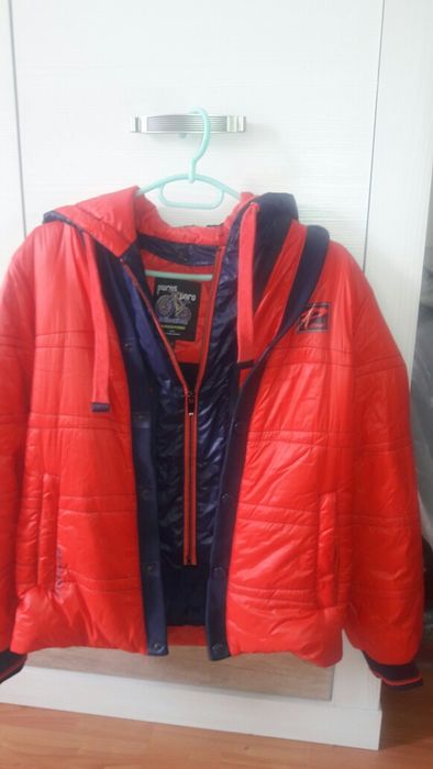 Продам  куртки для мальчиков.