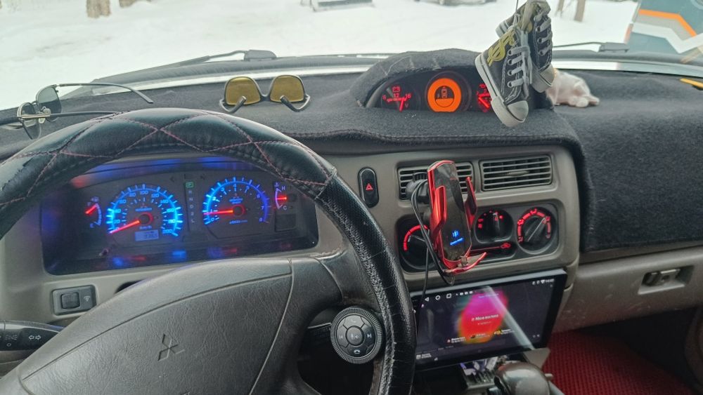 Mitsubishi Montero sport