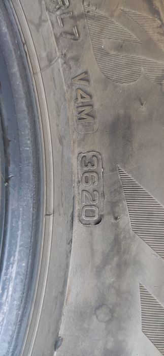 Гуми 245/50/18 всесезонни 2бр.
