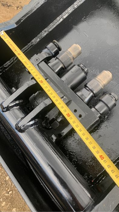 Cupă taluz hidraulică Qil clic  Q Q 66 originala – 2 cilindri