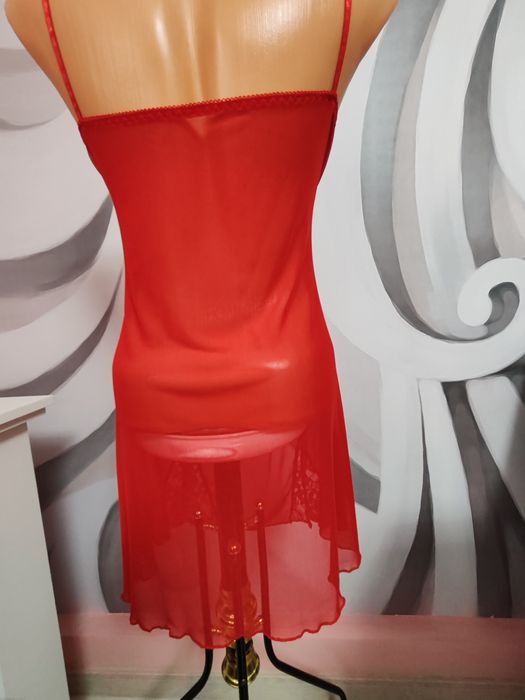 Lenjerie intima cu dantelă sexy