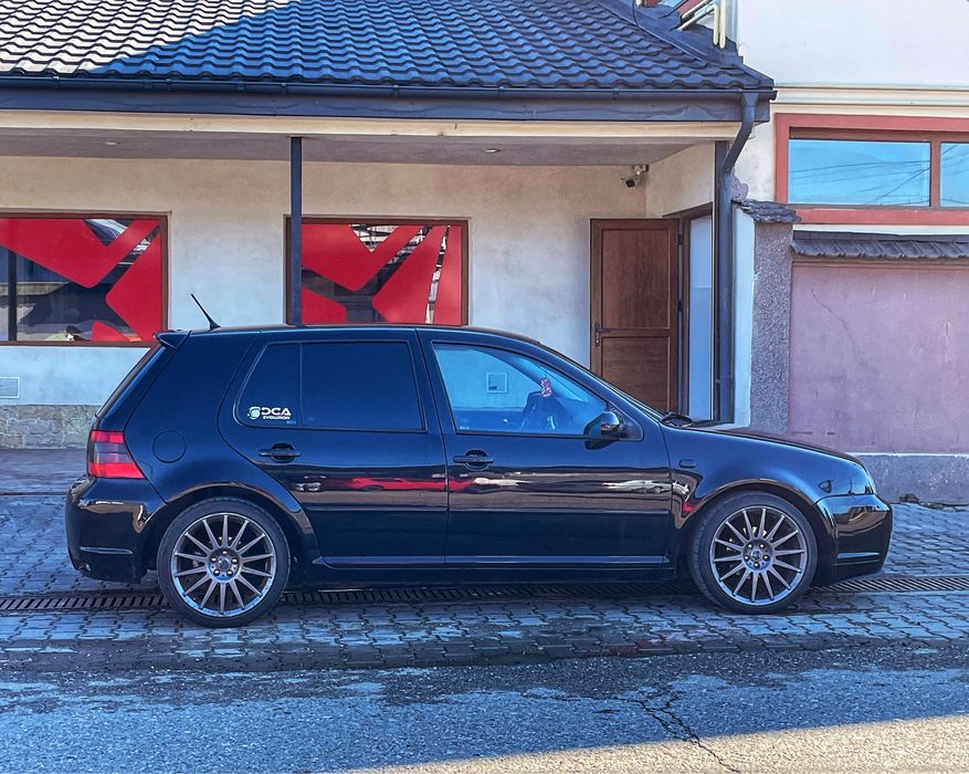 VOLKSWAGEN Golf 2003 — imagine 4