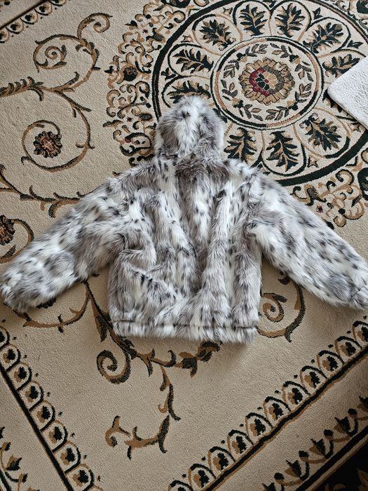 Шуба Corteiz Hooded Fur Jacket
