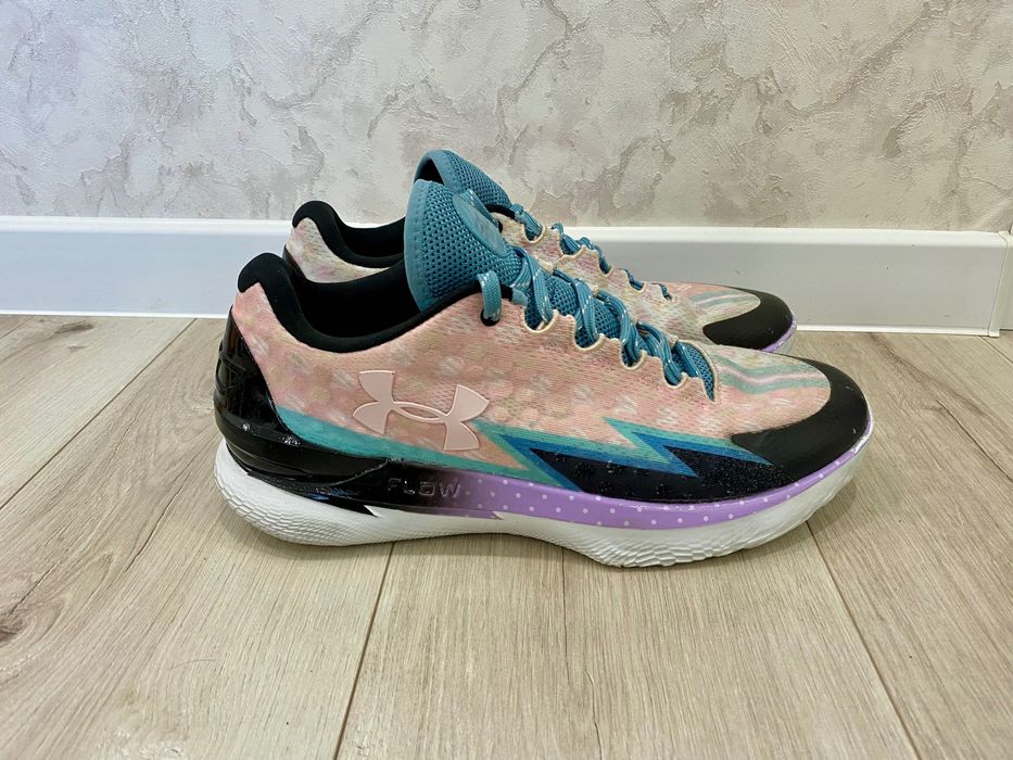 Баскетбольные кроссовки 46