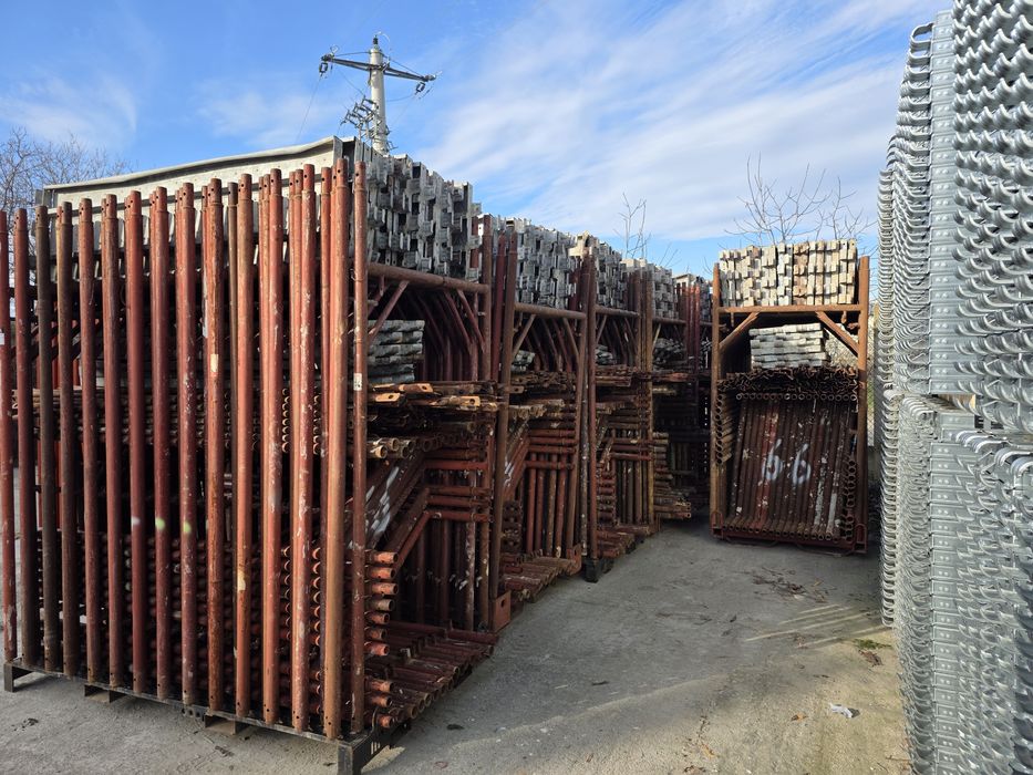 Schela metalica second model italian pentru fatada