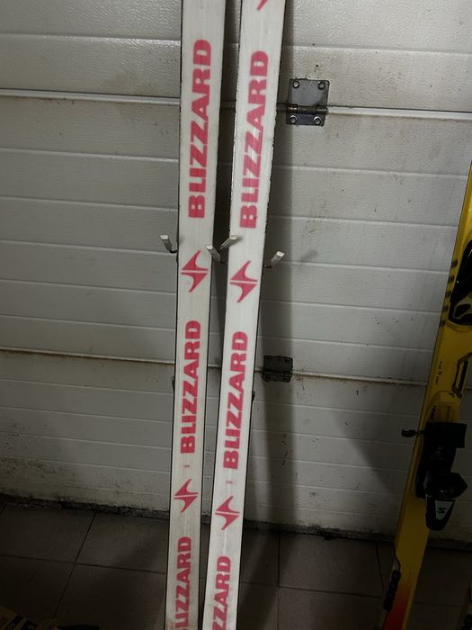Vand skiuri blizzard  160cm