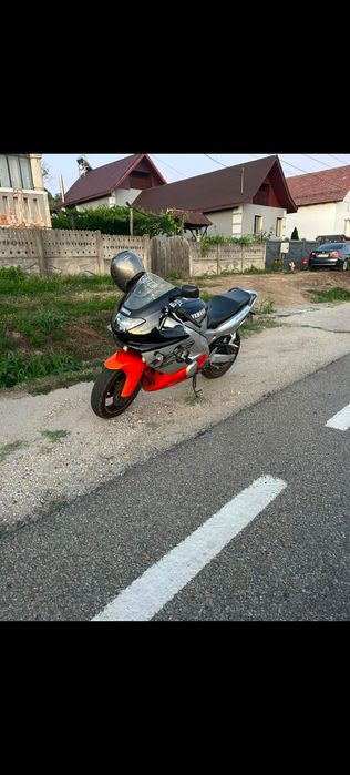 Vând Yamaha thundercat 600