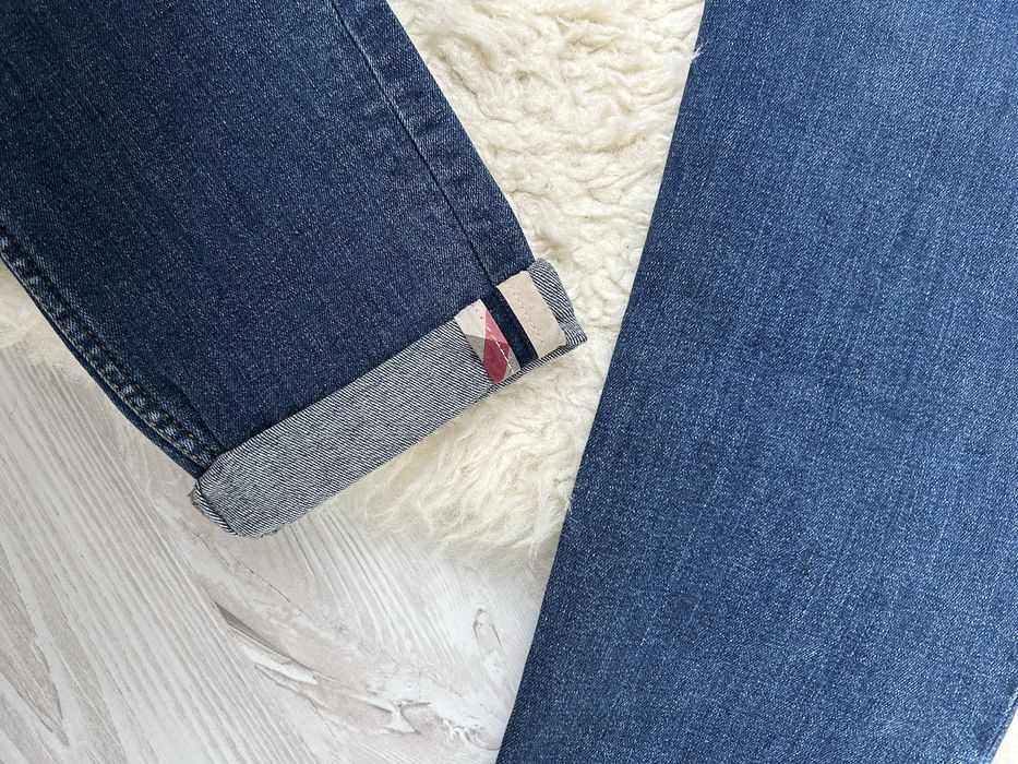 Blugi Burberry  originali