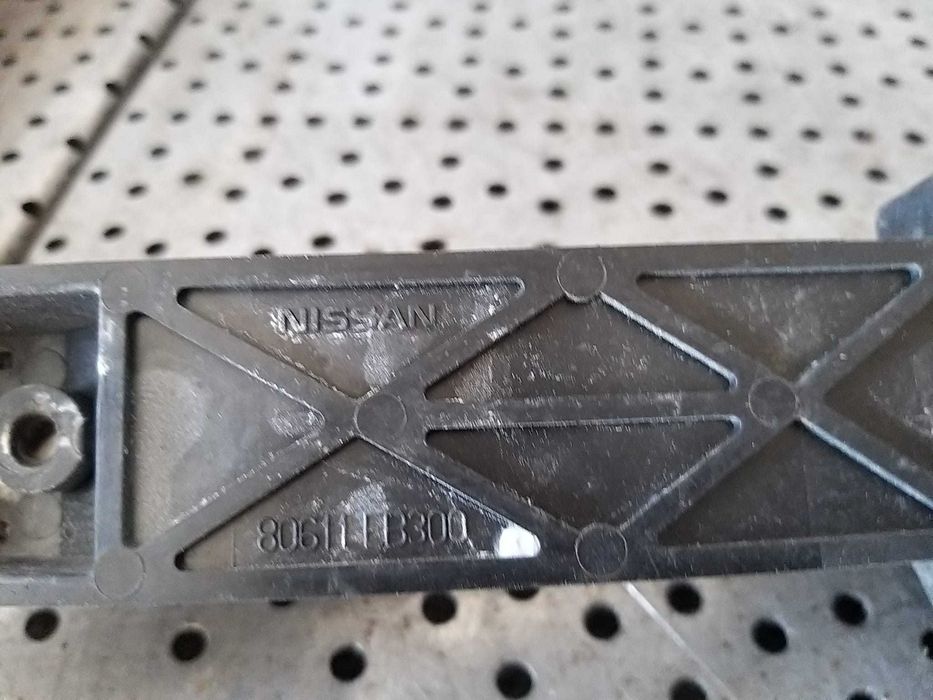 Maner usa stanga spate nissan qashqai j10 806111b300