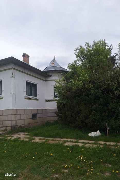Vânzare casa si teren, comuna Cetățeni - județul Arges