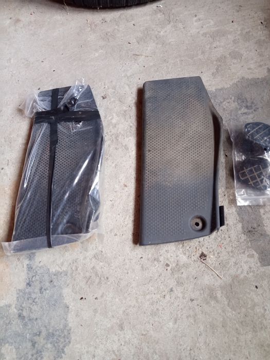 Автоаксесоари Сеат леон