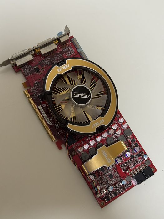 Kit PC Retro Red Beast
