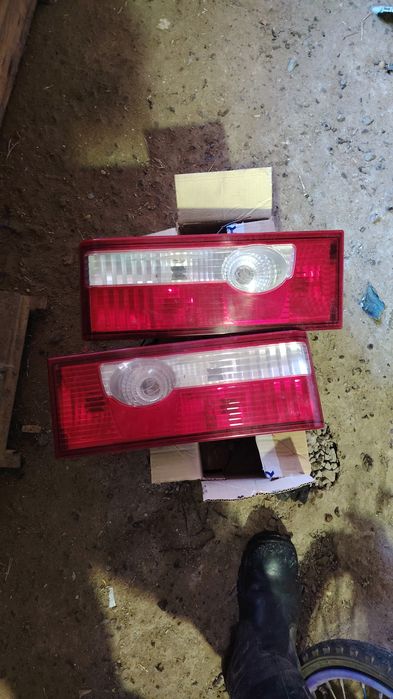 Продам от Приоры 2 зеркола