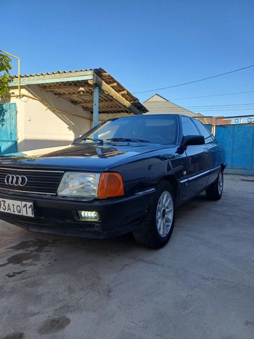 Audi 100 audiiiiiiaaaavbb hffgnkk vcfgb