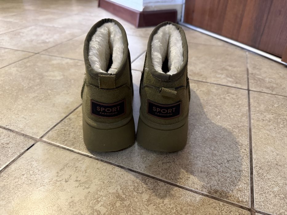 Угги новые (не оригинал),цвет хаки