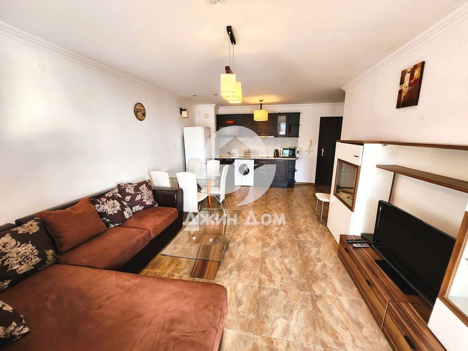 Продава се Двустаен апартамент в Свети Влас - 62 кв.м за 2259 €/кв.м - Снимка #2