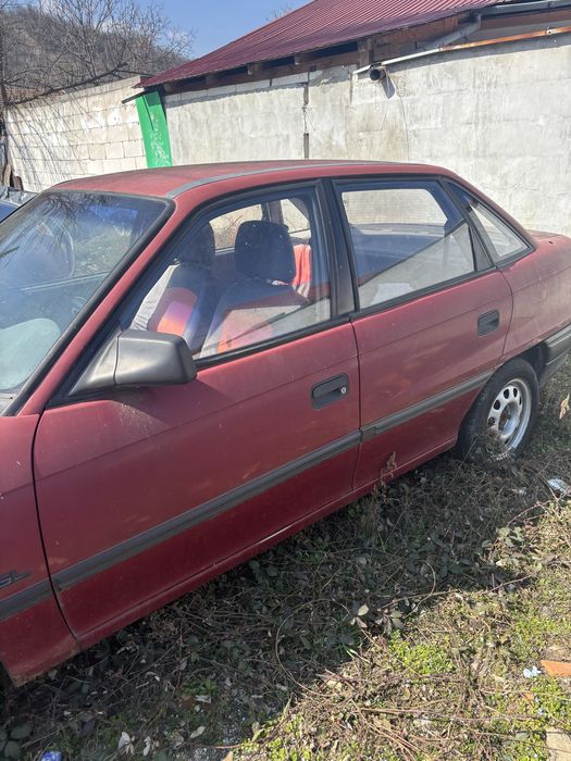 Opel radiat ! Functioneaza .