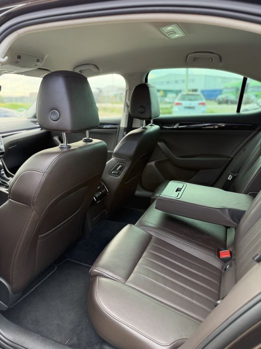 Skoda Superb 2.0 TDI Laurin&Klement Garanție 3 Ani